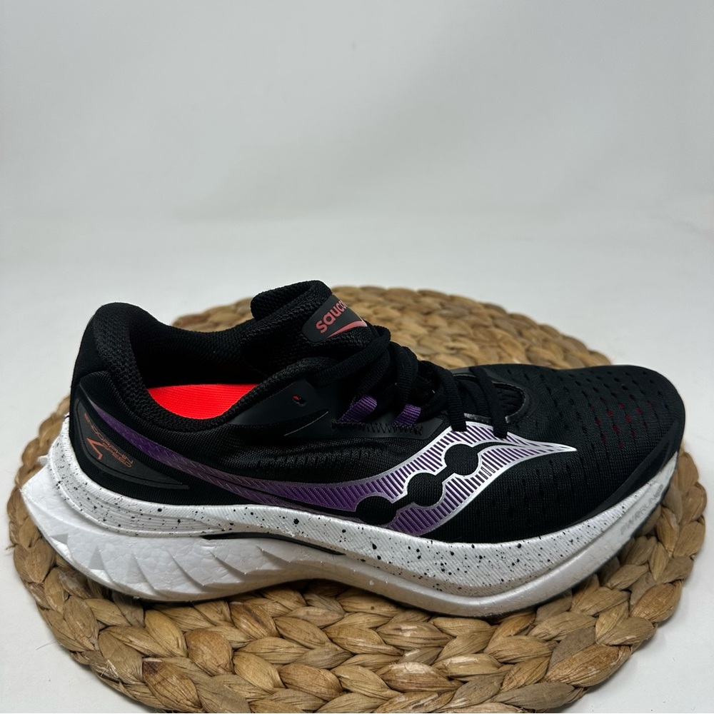 SAUCONY Endorphin Speed 4 Running Shoes Black Purple Size 9.5 Women's
